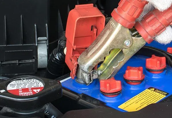 Signs of a Bad Starter Relay or Struggling Solenoid