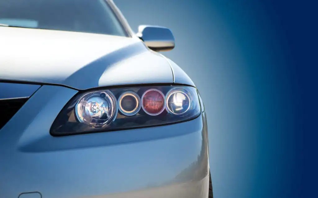 What You Need To Know About Replacing Headlights
