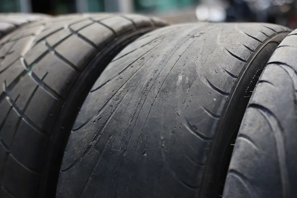 Signs It’s Time to Change Your Old Tires