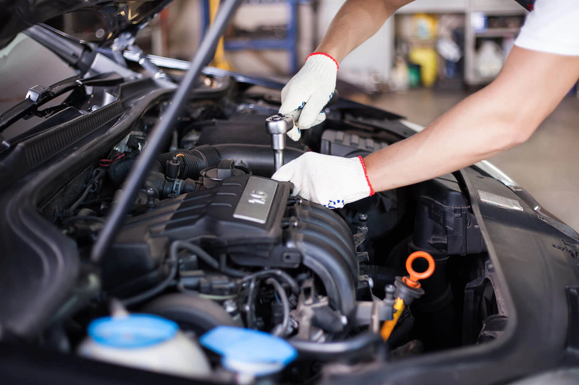 Navigating the Car Repair Service Process: What Your Mechanic Wants You To Know