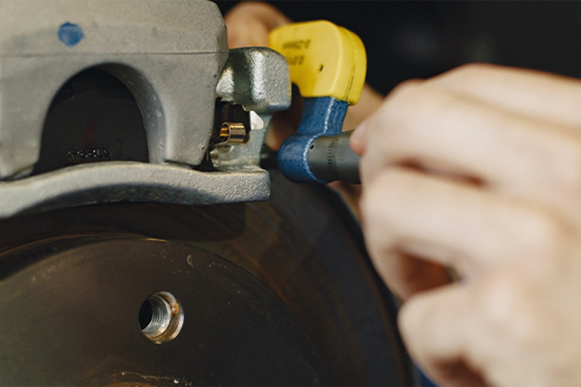 Why You Shouldn't Put on New Brake Pads at Home