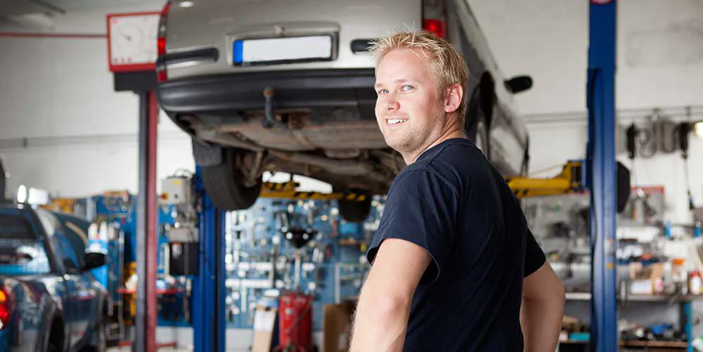 Six Reasons to Become a Mechanic