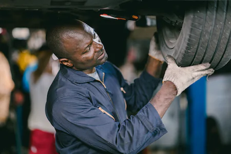 Tire Shop Guide to Local vs. Chain Tire Stores