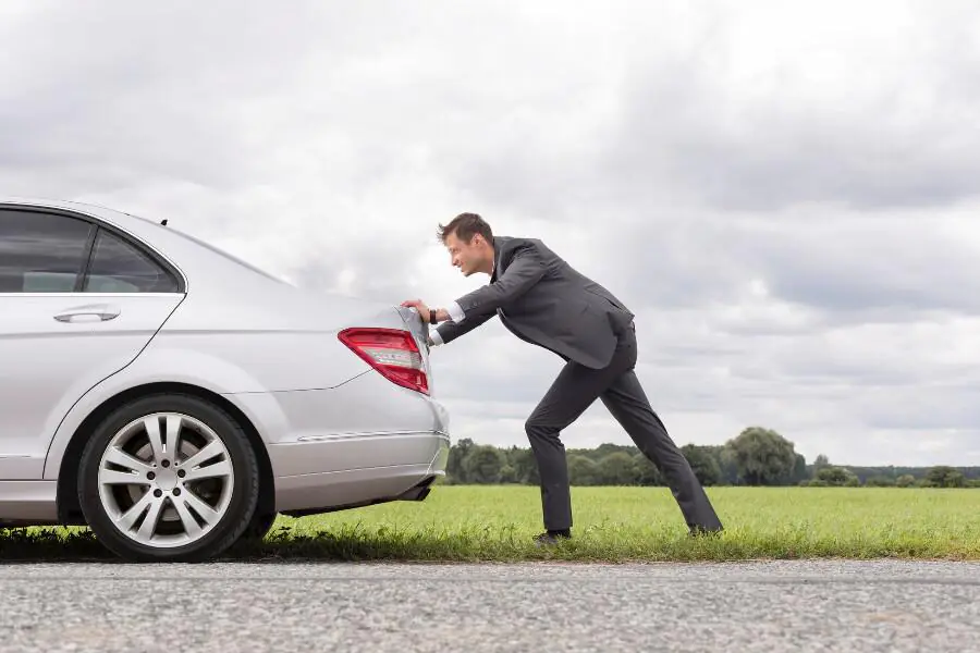 How to Push Your Car Safely if it Breaks Down